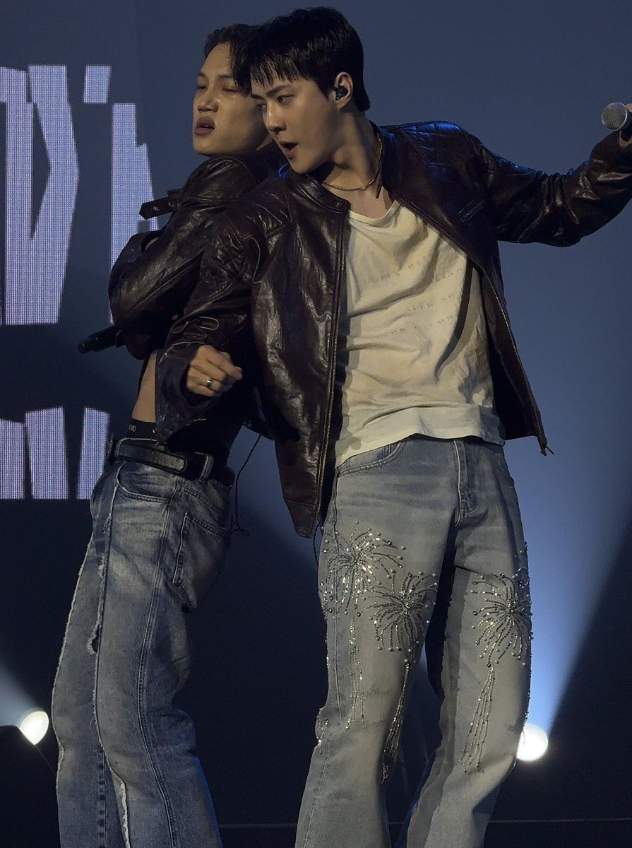 exoplanet_ir's tweet photo. وای به روزگارت اکسوال...
#KAI #카이 #SEHUN #세훈
#KAION #KAI_KAION
@weareoneEXO https://t.co/IoFLDY0XF7