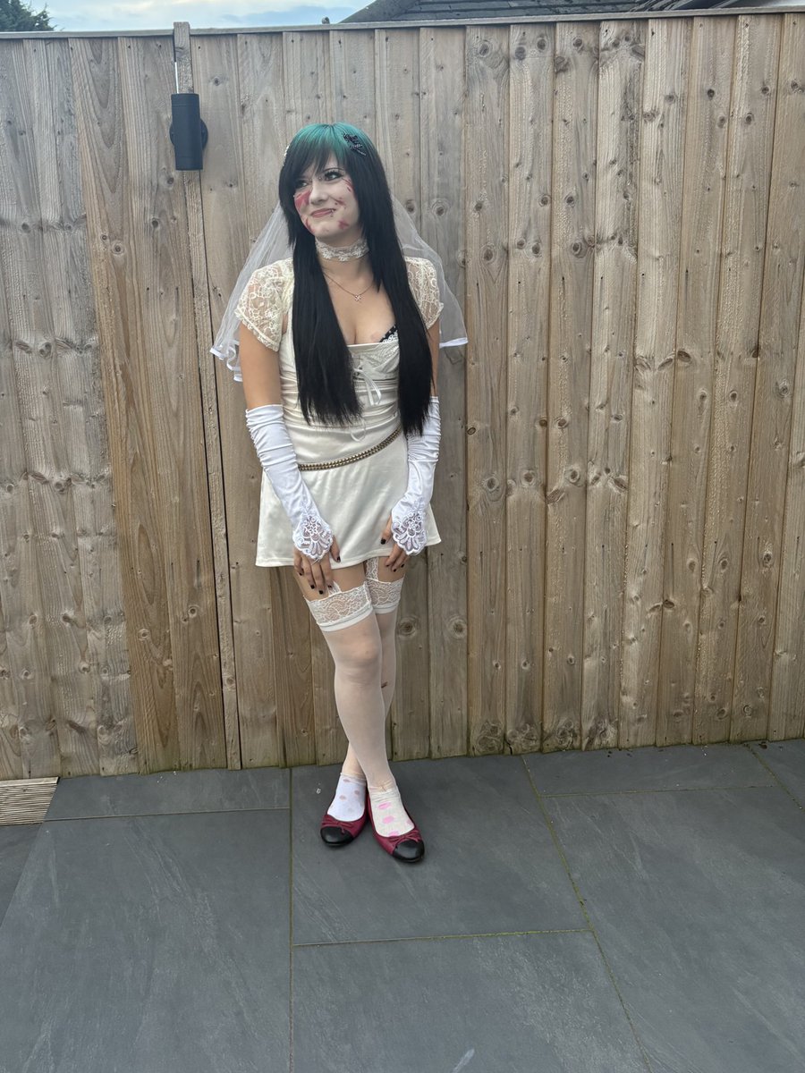 you know i’d take the lives of 1000 evil men for you… me and my bf as the demolition lovers!!!