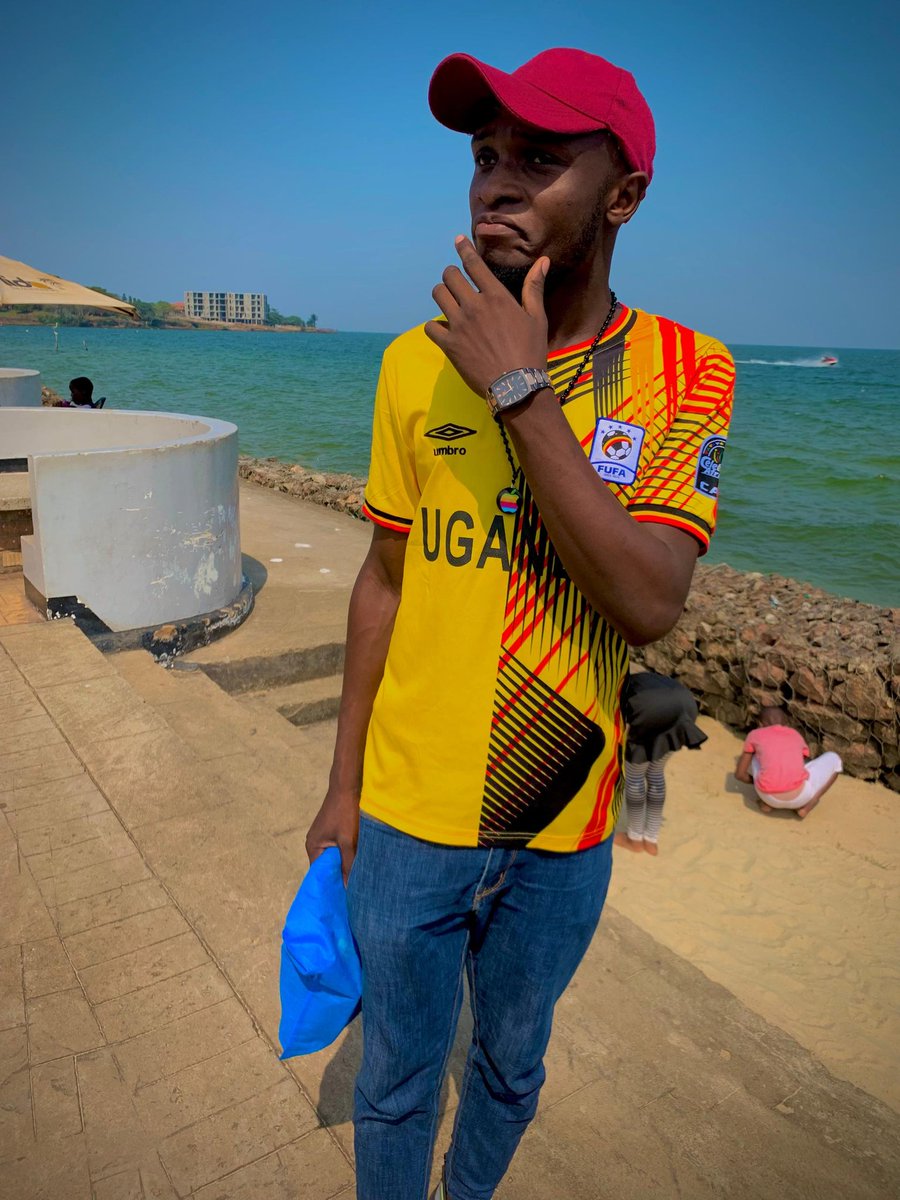 Me looking at ladies of nowadays.