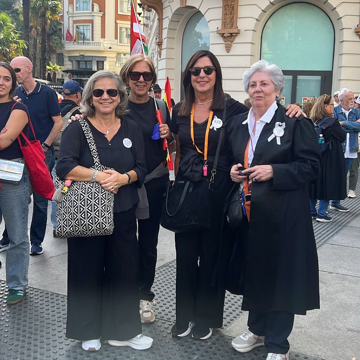 YoliVidal's tweet image. Ayer volvimos a Madrid a manifestarnos por unas pensiones dignas. #PasarelaAlRetaYa