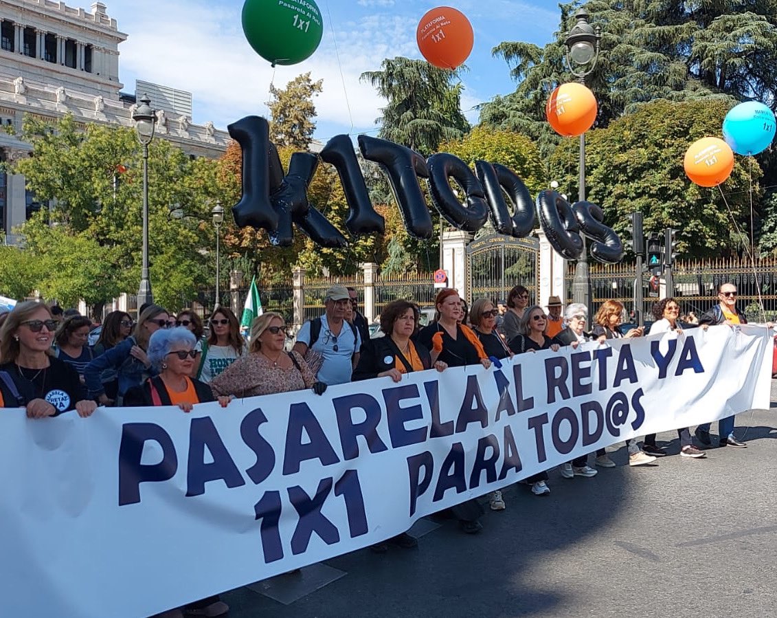 YoliVidal's tweet image. Ayer volvimos a Madrid a manifestarnos por unas pensiones dignas. #PasarelaAlRetaYa