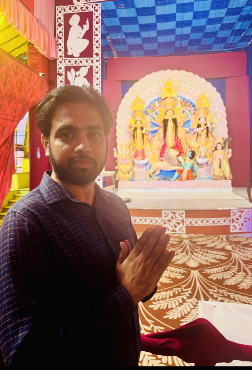 Took blessing of Maa Kali on ocassion of Navratri at Kali Bari Temple, New  Delhi ., image size:818x1200