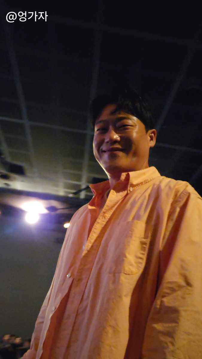 LeeKiHongILOVE's tweet image. 🎬 25.09.28 CGV 여의도

제발 100만 가보자...제발.
제발이라는 감정으로...😢💦
#얼굴 
#박정민 #권해효 #임성재 #한지현