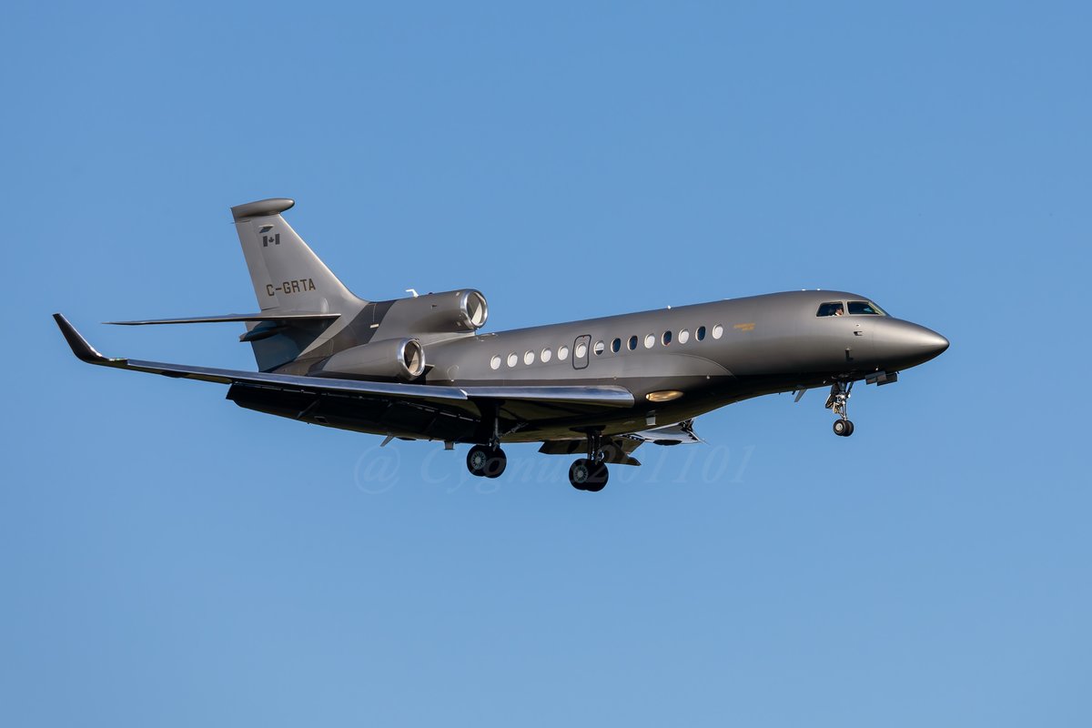 Cygnus201101's tweet photo. C-GRTA
Dassault Falcon 7X
Anderson Air
めちゃシブなカラーリングのFA7Xでした😆
September 23, 2025
#CGRTA #FA7X #CTS #RJCC #新千歳空港 https://t.co/BQCkLkuUpP