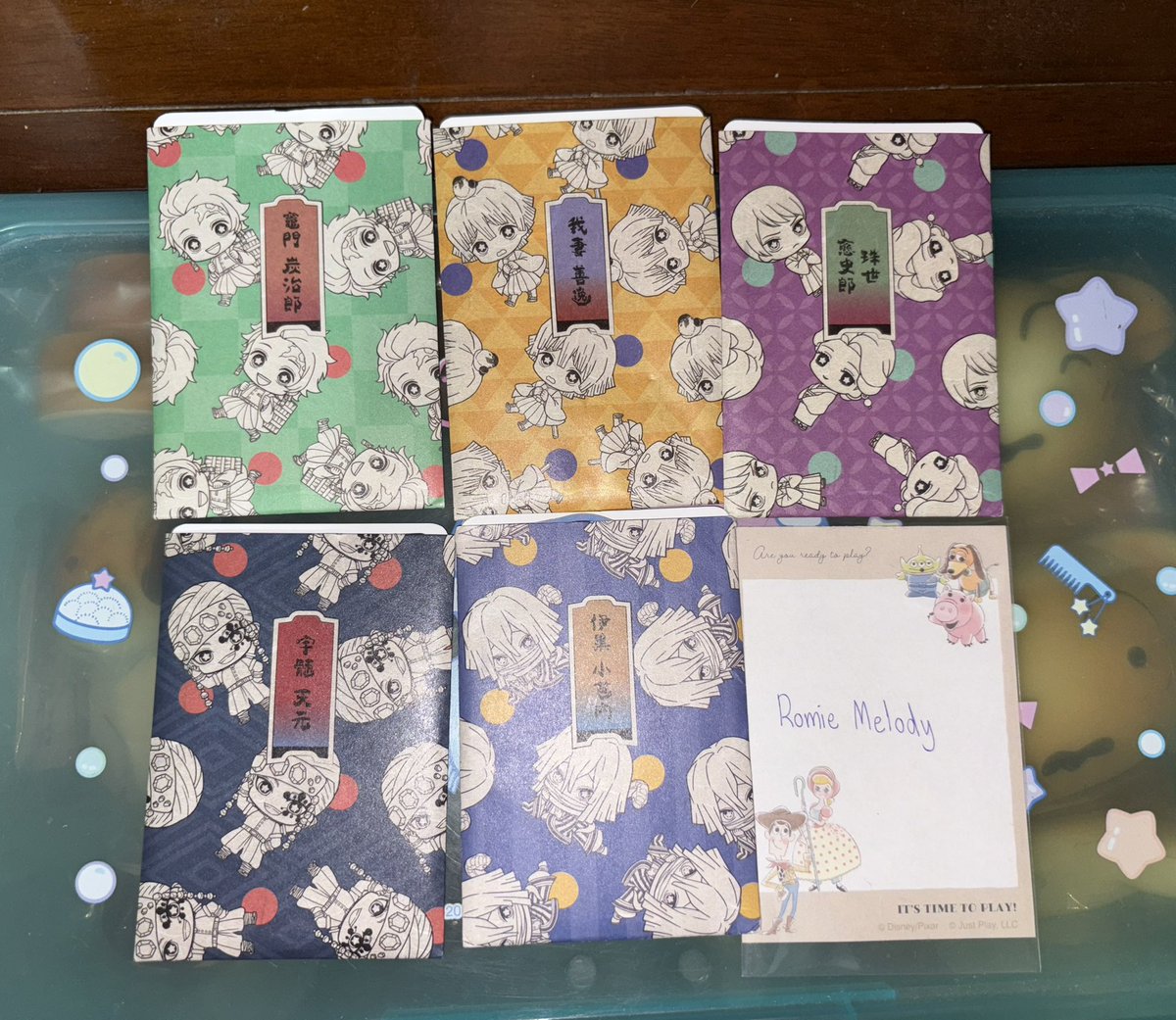waribinnie_M's tweet photo. 🌤️พร้อมส่งค่า

- สติ๊กเกอร์ ซองละ 4 ชิ้น 
ขาย set 5 ซอง ของครบ 220 รวมส่ง EMS.ค่า
#ตลาดนัดไยบะ #ตลาดนัดดาบพิฆาตอสูร https://t.co/givDdqS7DF