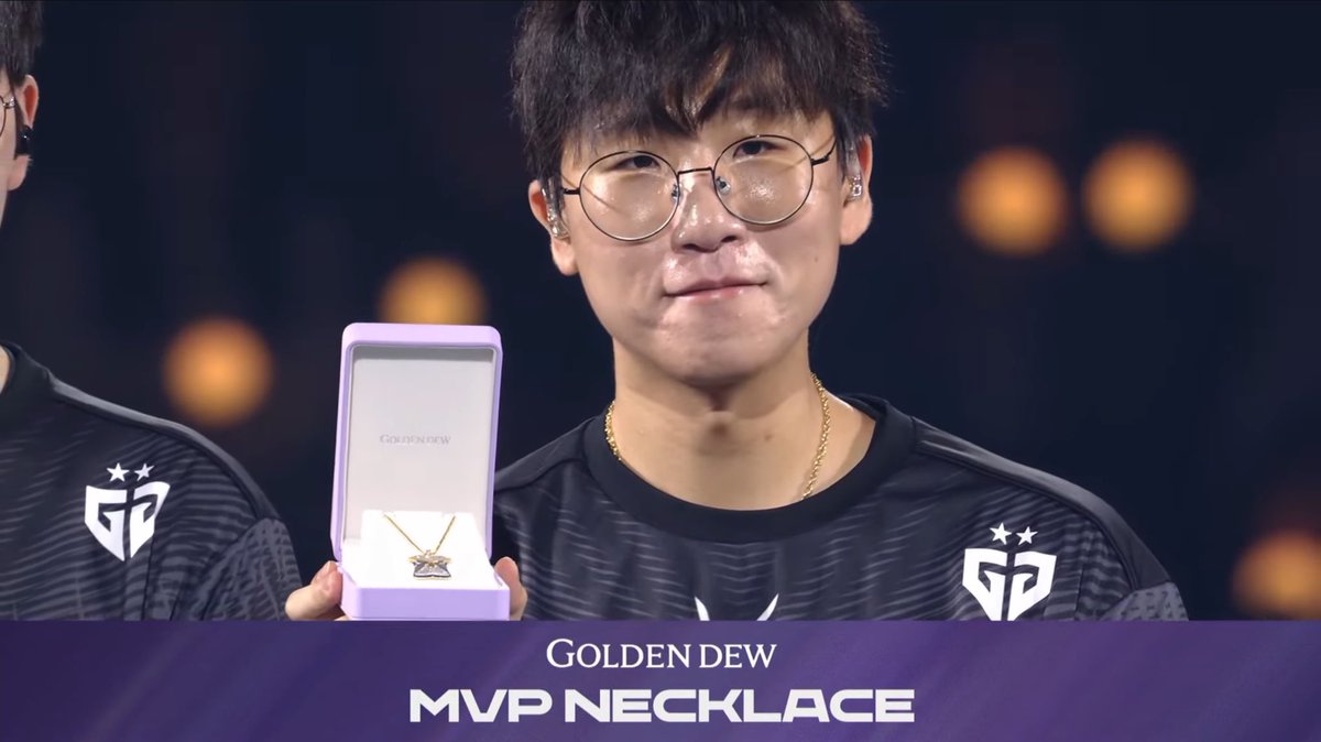 suffoki's tweet photo. ruler worlds fmvp ✔️
ruler lpl fmvp ✔️
ruler lck fmvp ✔️ https://t.co/77ALMEDtE9