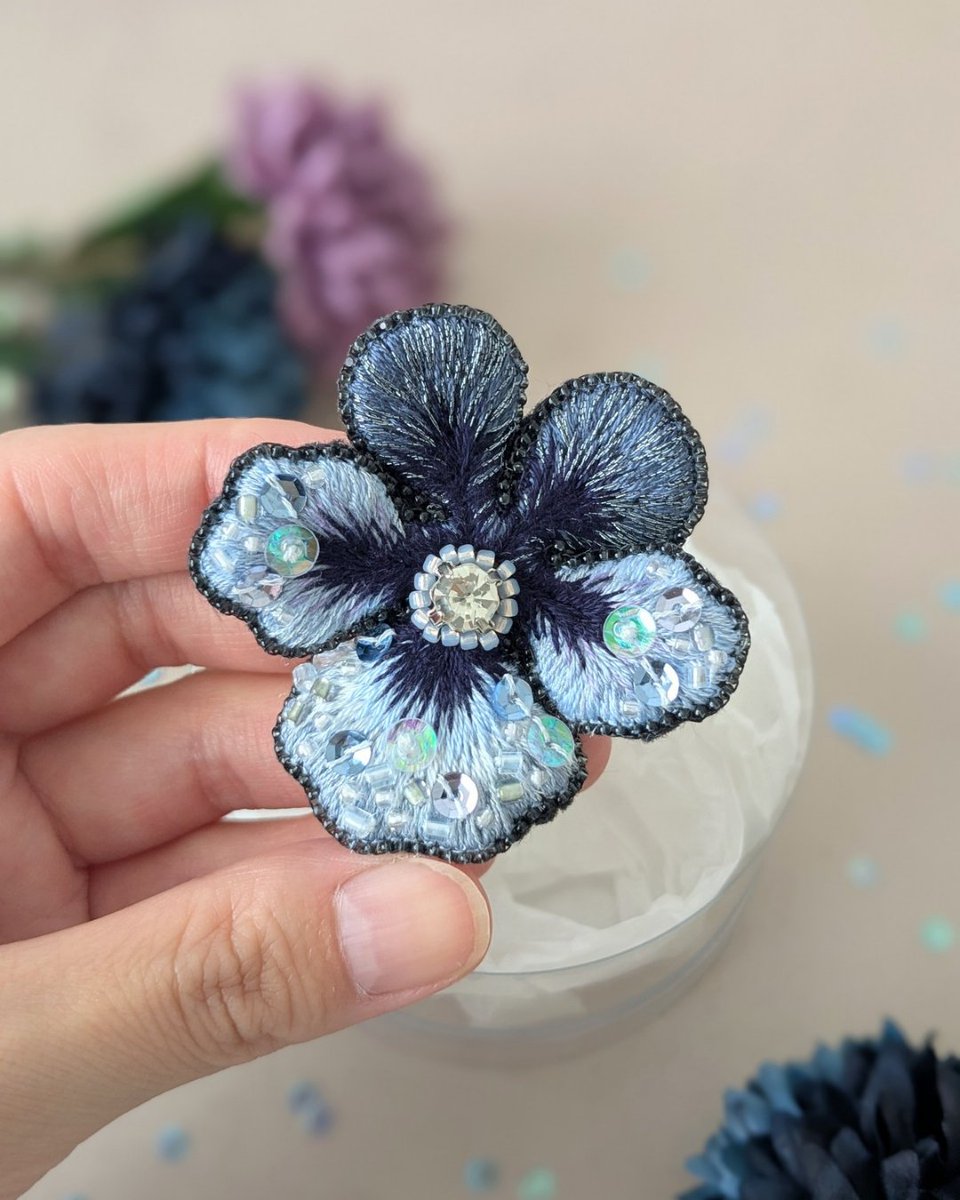 megu0582☆ボタニカル刺繍☆パープルローズ☆ハンドメイドチョーカー・ペンダントトップ☆花フラワーアクセサリー・バラ薔薇