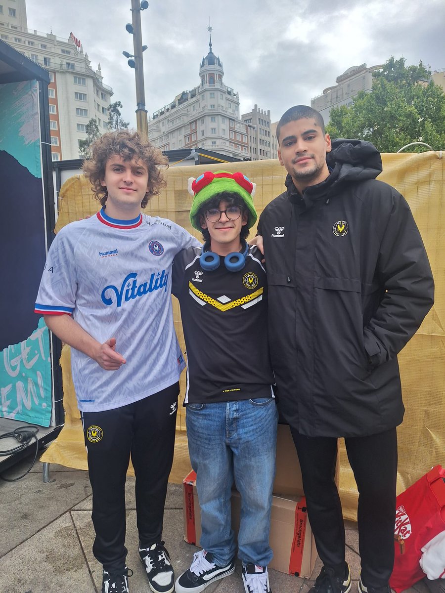 javi🐝💛 tweet media