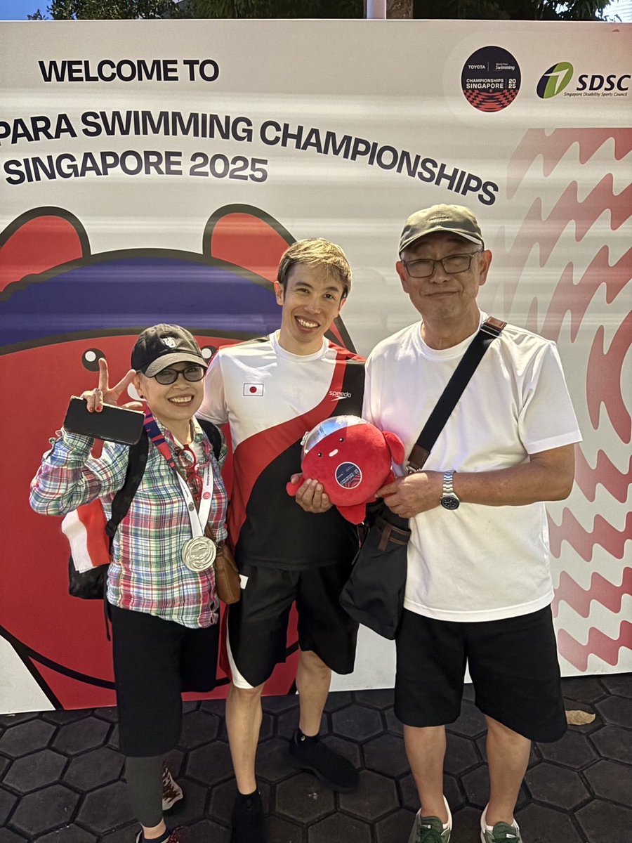 世界選手権inシンガポール🏊‍♂️400m自由形銀メダル獲得しました🥈
パリから1年、もう戻らないのではとの心配もかけましたが、たくさんの方の応援でどうにかまた表彰台に戻ってこられました。
元気！感動！仲間！成長！
チームメイト、スタッフ、家族、みんなありがとう❤️‍🔥