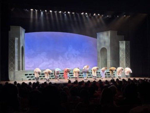 namax43's tweet photo. あの夏、君と出会えて全30公演ありがとうございました！！
ご来場いただいた皆様も温かいご声援ありがとうございました。
舞台ならではの経験や力をたくさんいただきました。
戦後80年、素敵な作品に携われたことを誇りに思います。
江戸実ファイッ！！
#あの夏君と出会えて https://t.co/VGygKNV2ig