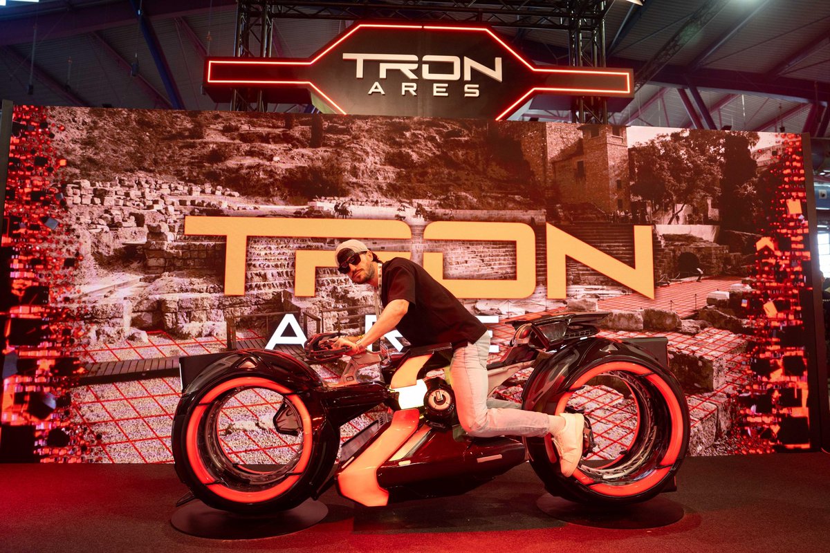 Disney España tweet media