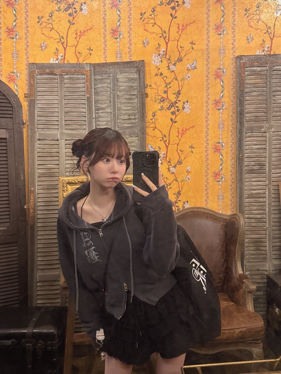 千星真穂　サイン入り写真パネル 未開封】千星真穂(#ババババンビ) BLT サイン入り写真パネル