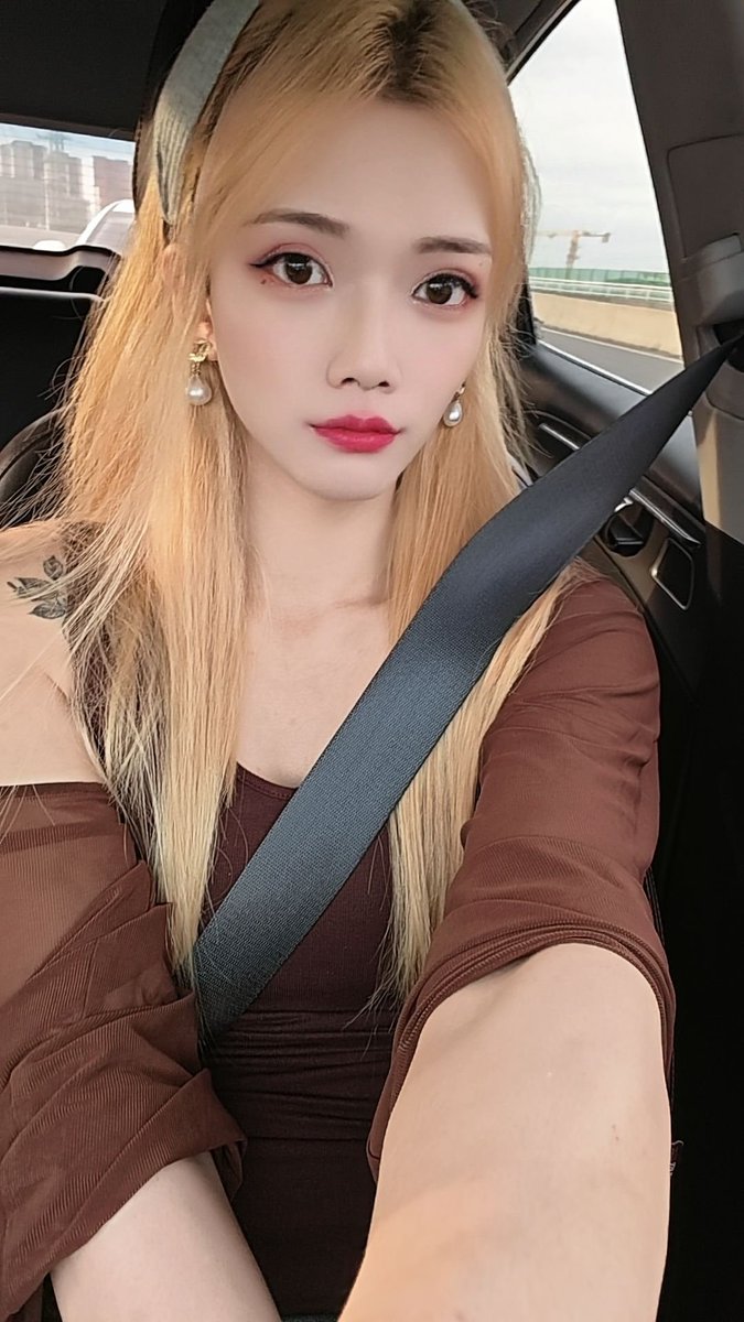 出来走走…

#广州ts #广州cd #trans #mtf #深圳ts