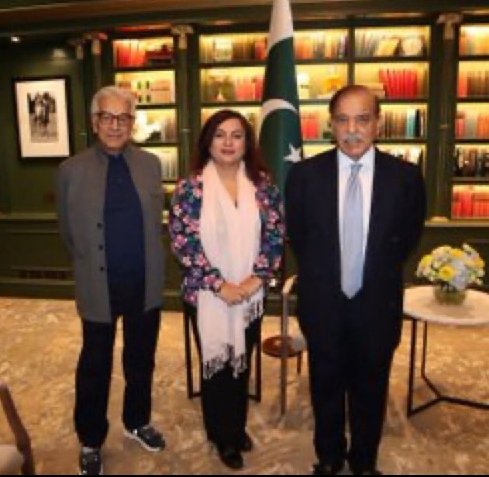Ejazale9's tweet photo. @cyalm Aur Shama bujh gai https://t.co/jhbK4aMOcE