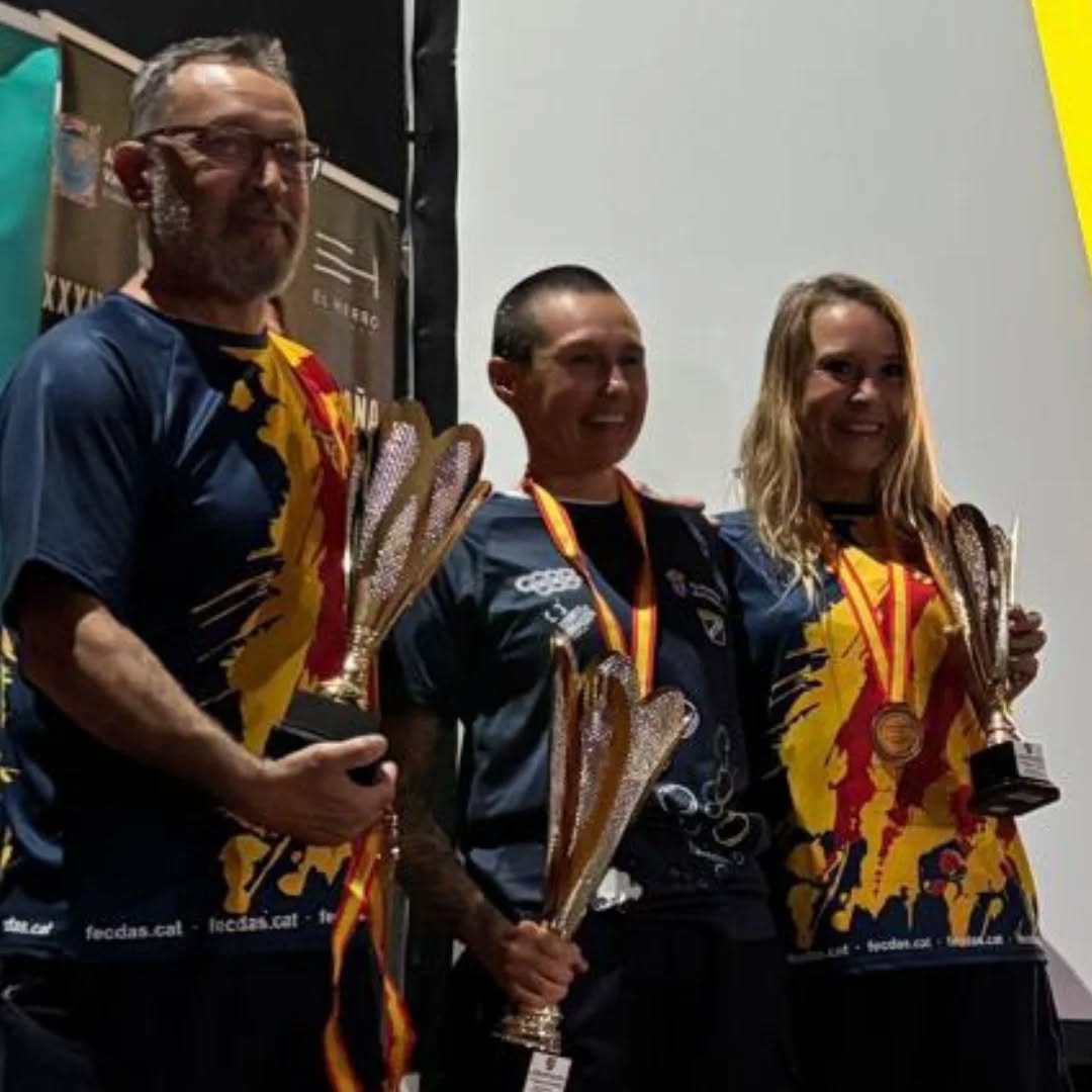 DXTenerife's tweet photo. 👏👏👏 Nuestra enhorabuena a los/as deportistas de la #Fedecas en el Campeonato de España de Vídeo Submarino celebrado en Málaga y en el Campeonato de España de Cazafoto Apnea celebrado en El Hierro este fin de semana
📸 @FEDAS_oficial https://t.co/NWl3egfuZk