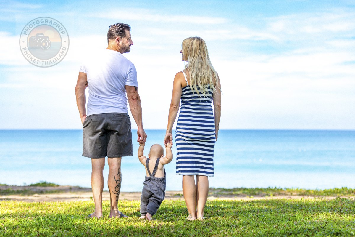 PhotographerTh's tweet photo. Capturing timeless family moments in the stunning paradise of Phuket. 
Let us create beautiful memories together! 
📸 Book your session now: 
WhatsApp +666833986108. 

#familyphotoshoot #PhuketPhotography #MemoriesInParadise #PhotographerPhuketThailand #phuketphotographer https://t.co/mhNyotuwbm