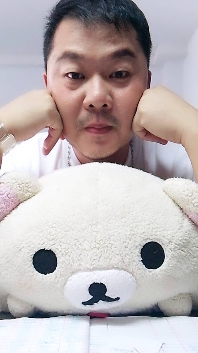 ทำงานอย่างมีความสุขในวันหยุดของใครหลายๆคน✌️✌️✌️✌️