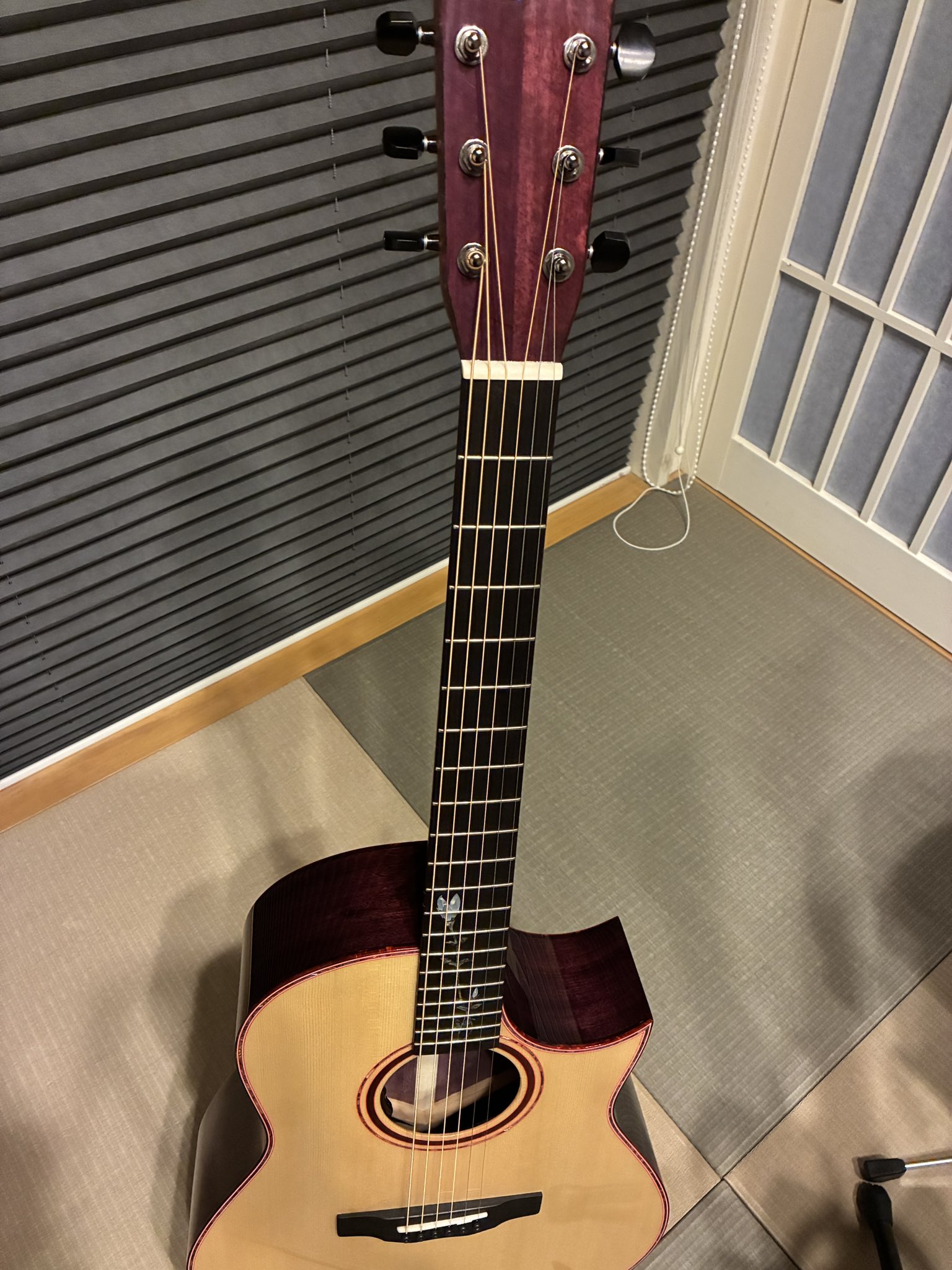 モーリスギター MORRIS GUITARS (@morrisguitars) / X