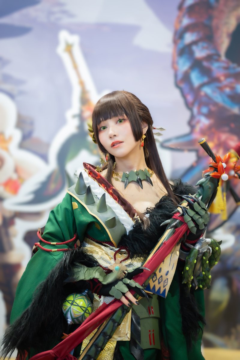 hebe8_6Rg's tweet photo. 東京ゲームショウ2025
モンスターハンターアウトランダーズ

ミドリ/えい梨さん(@kaorokuri )

凛としててカッコいいし、美しかった。。
奥さんと「可愛いね～」と絶賛してました

#TGS2025 #TGSコスプレ 
#モンハンアウトランダーズ #mho https://t.co/ktg6H3IBZx