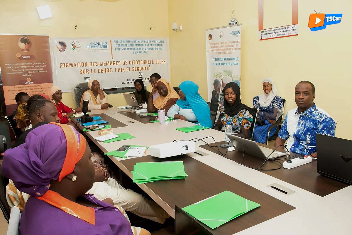 Ce jeudi 11 septembre 2025 s’ouvre l’atelier de formation des membres de Citoyenneté-Elles sur le genre, la paix et la sécurité.
Restez connectés : une vidéo vous donnera bientôt plus de détails !
#TSCom #TSComTV #CitoyennetéPlus