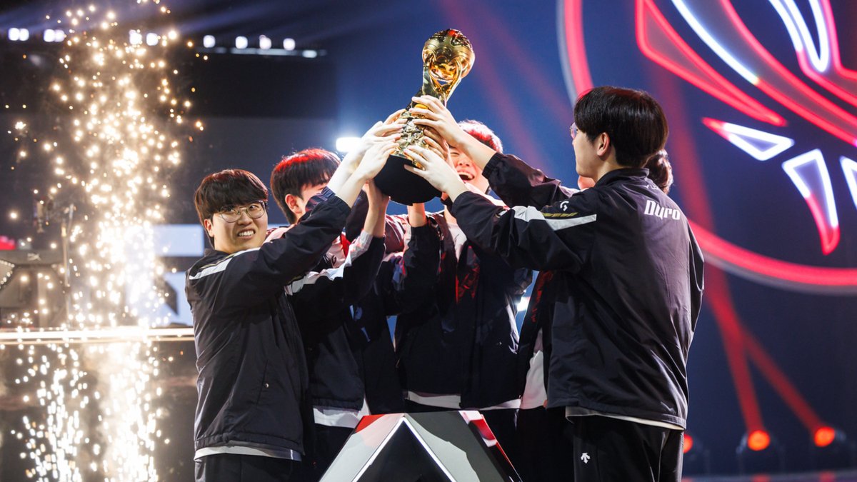 Gen.G 🇰🇷 are on a rampage this year!

🥈LCK Cup 2025
🥇LCK 2025 Rounds 1-2
🥇LCK 2025 Road to MSI
🥇MSI 2025
🥇Esports World Cup 2025
🥇LCK 2025 Rounds 3-5 (Legend Group)
🥇LCK 2025 Season Playoffs