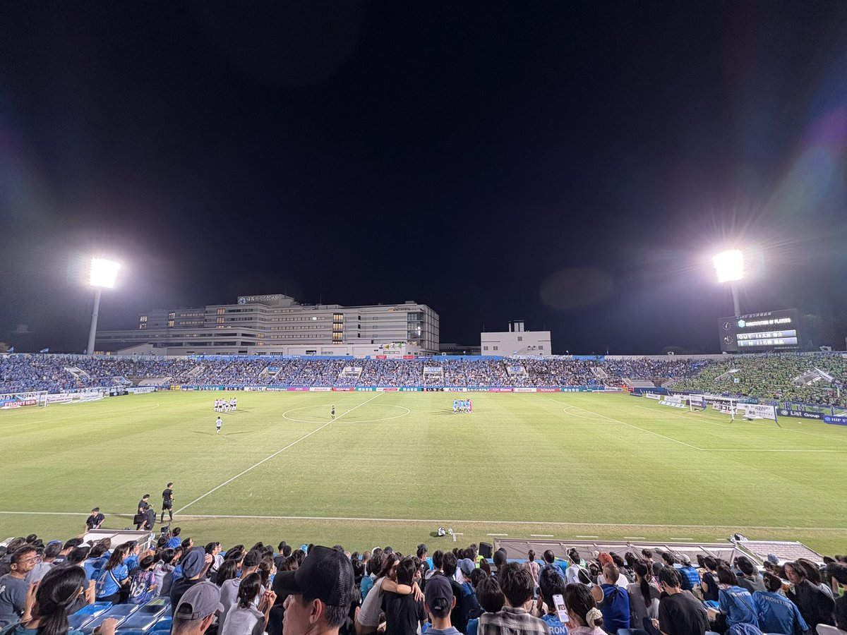 asksask's tweet image. 横浜FC vs 湘南。降格圏脱出直接対決に辛くも勝利！最後までドキドキすぎた