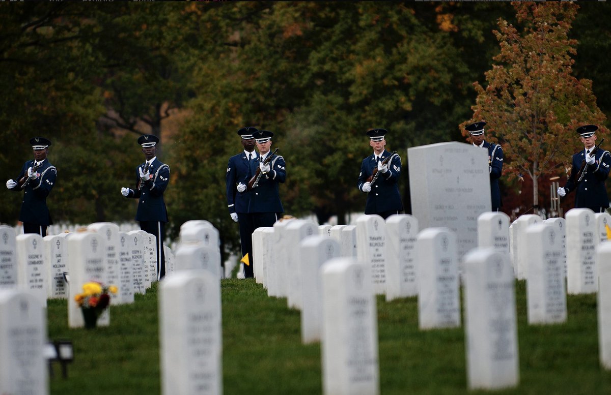 HurricaneAero's tweet image. Today, on #GoldStarMothers and Family Day, we recognize the extraordinary strength of those who have lost loved ones in service to our Nation. #HurricaneDefense stands with you in remembrance and gratitude for the service of your loved ones. #defensesolutions #OEMs  #wosb #wbenc