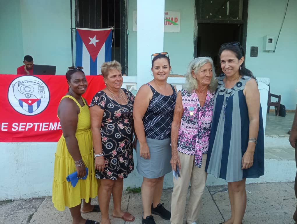 IdeologicoMdg1's tweet photo. Así celebramos el #65CDR en #Madruga, con caldosa,reconocimientos,música
#Mayabeque
#VamosXMás https://t.co/rW2cIcgBoA