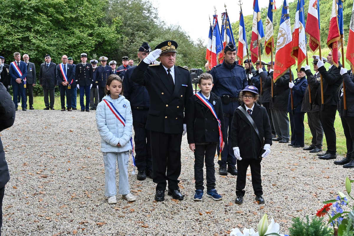 Image de Préfet du Territoire de Belfort - 🇫🇷 Hommage au Maquis de Chérimont
Le préfet Alain Charrier a honoré la mémoire des 20 résistants t