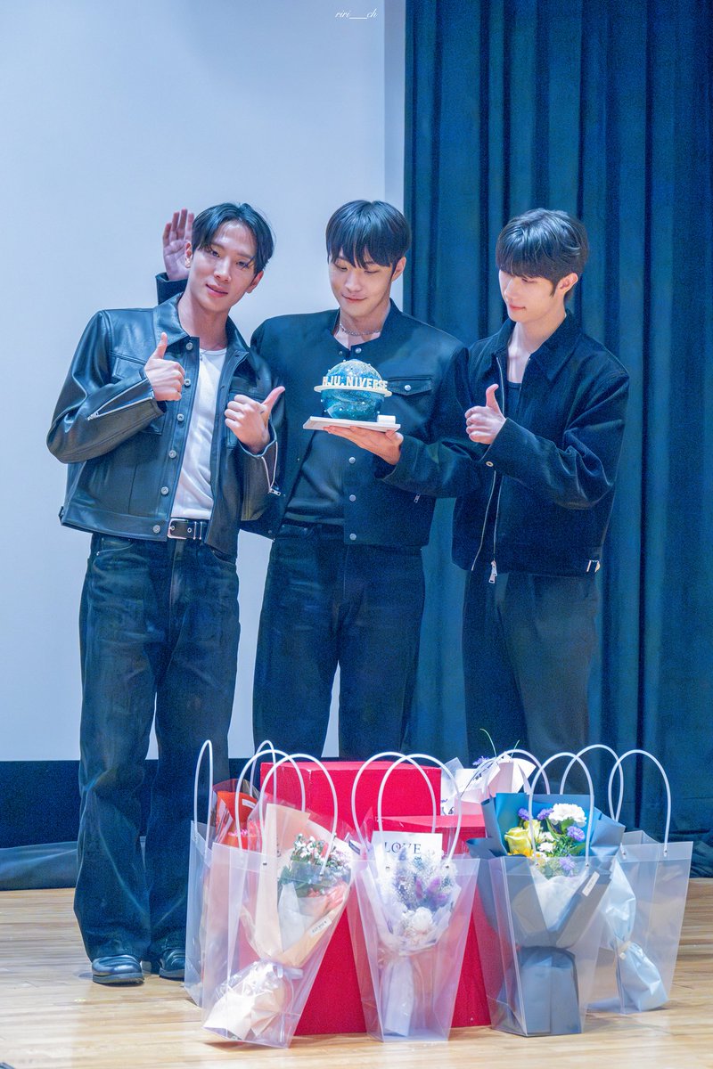 250927 Entangled Body GV

#혁진유 _2
#윤혁중 #박진호 #김유찬