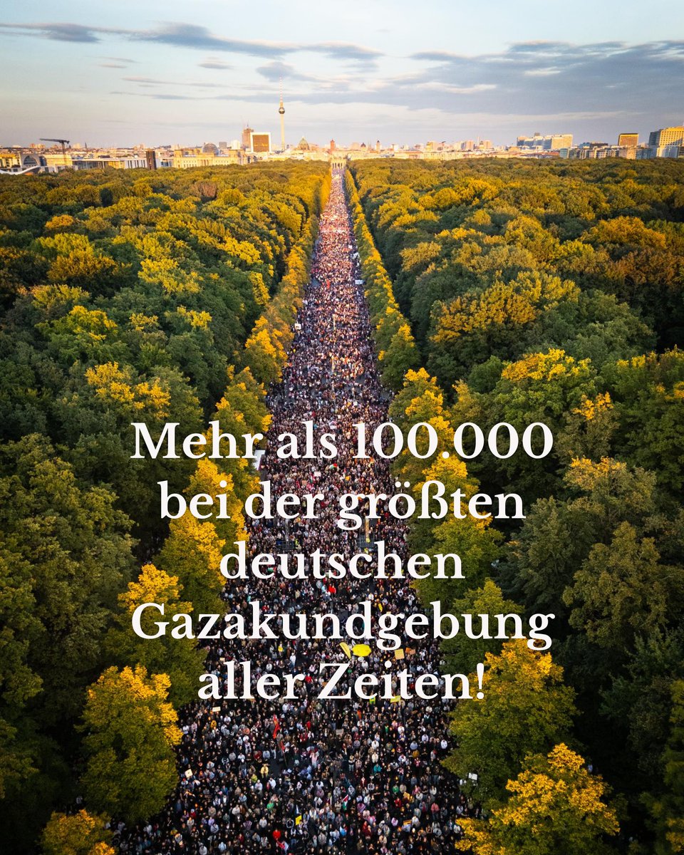Wir waren gestern in Berlin mehr als 100.000 Menschen, die ihre Stimme erhoben haben gegen Genozid, ethnische Säuberung und Besatzung.
Geeint standen wir als Palästinenser, Israelis und Deutsche, als Christen, Juden und Muslime auf der Bühne gegen die Unterstützung des Genozids.