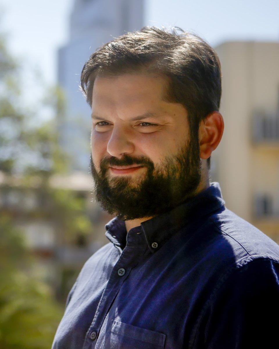 jorgeheinel's tweet image. Quien dice que #Chile debe seguir el ejemplo de la politica economica de #Argentina ? Dios nos libre ! 

Desempeño de la Bolsa en 2025:
CHILE : + 33%
ARGENTINA :  - 30%

Inflacion 2025 :
CHILE : 4.3%
ARGENTINA : 30%

@sebastian_gray @lucialopezchile @BorisYopo @siquieresmelees