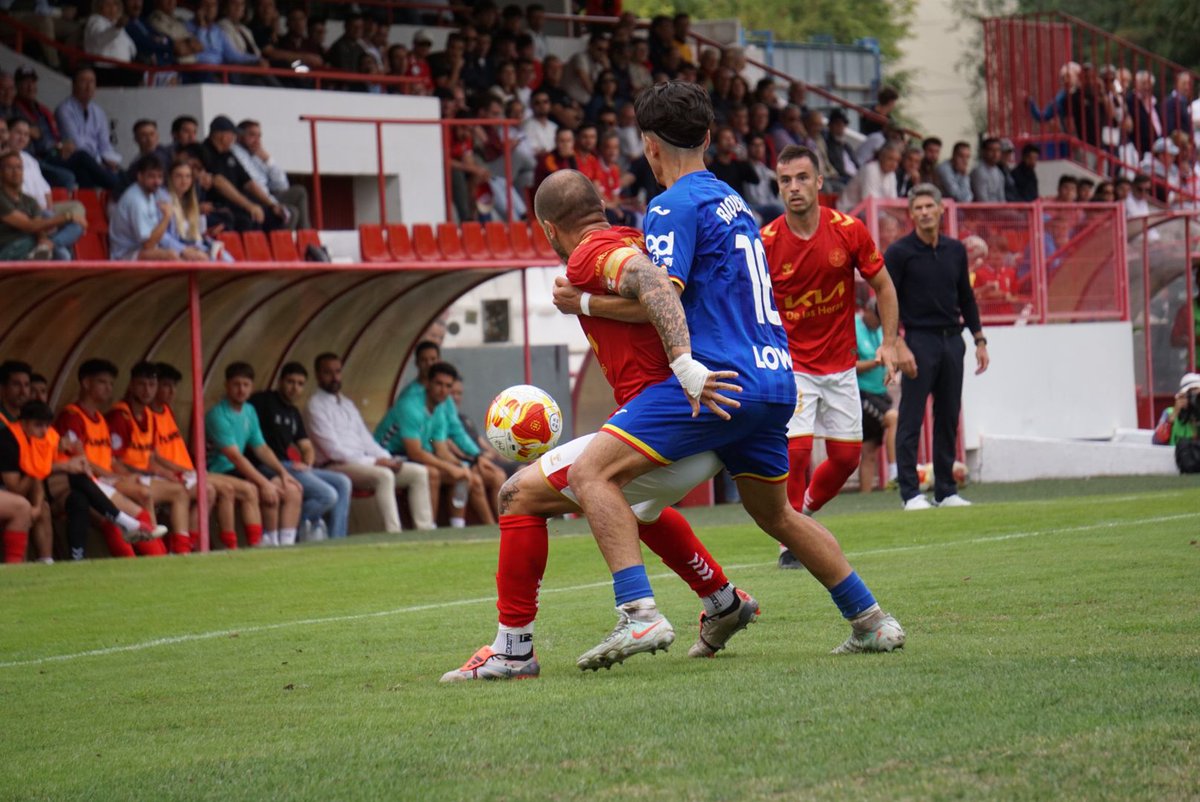 RSD ALCALA SAD (@rsda_oficial) on Twitter photo La única manera hoy de que <a href="/Borjasanchez21/">Borja Sánchez</a> se estuviera quieto
Menudo partido se ha marcado el capitán 🫡 La única manera hoy de que <a href="/Borjasanchez21/">Borja Sánchez</a> se estuviera quieto
Menudo partido se ha marcado el capitán 🫡