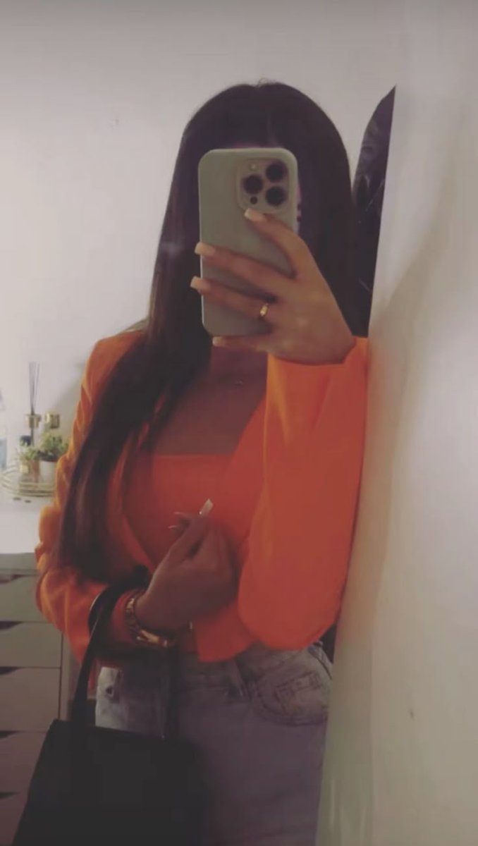 Aujourd'hui j'ai envi de vider un maximum de followers 🔞
Tu as juste à liker je m'occupe du reste 🍑 (dis moi quand c'est fait)