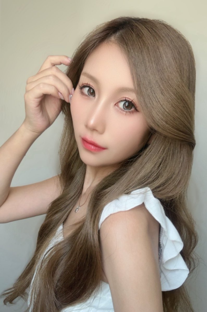 【ハナまゆげ】 𝐇𝐚𝐧𝐚♡하나/アイブロウ/韓国風/束感まつ毛/平行眉/表参道