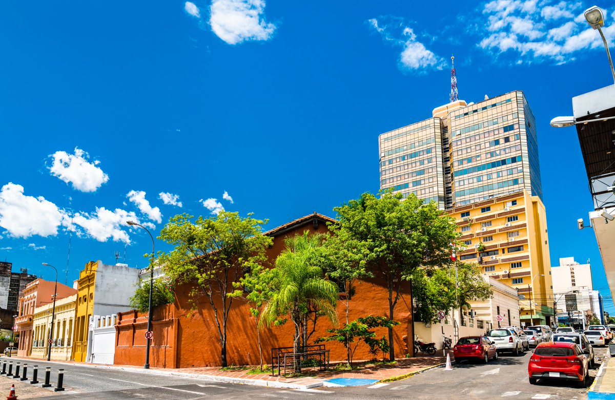 El sector inmobiliario paraguayo se consolida como mercado emergente

👉El Presidente de la Cámara Paraguaya de Desarrolladores Inmobiliarios (Capadei), Raúl Constantino, explicó que el negocio inmobiliario va mucho más allá de la renta inmediata.

📌La plusvalía de una propiedad