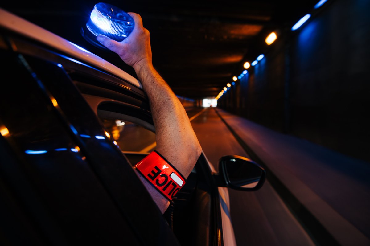 prefpolice's tweet image. #StopAuxVols | Suite au signalement d'un vol de scooter sur #Antony, les policiers de la CSI 75 ont procédé, après surveillance, à l’interception à #Montrouge du véhicule utilitaire dans lequel se trouvait le deux-roues dérobé.

🔴 3 interpellations