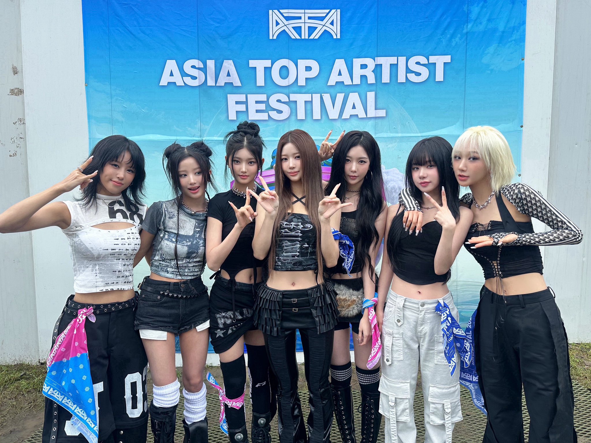 G17cjDSakAEizA6?format=jpg&name=large