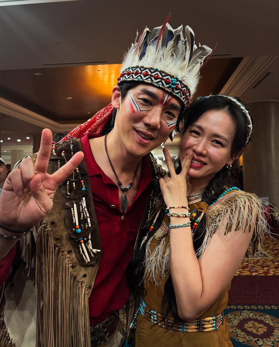 Lskrad99's tweet photo. I am crying after seeing these 2 together 😭
#notherchoice #YooYeonSeok #sonyejin https://t.co/SLEl4tUlAU