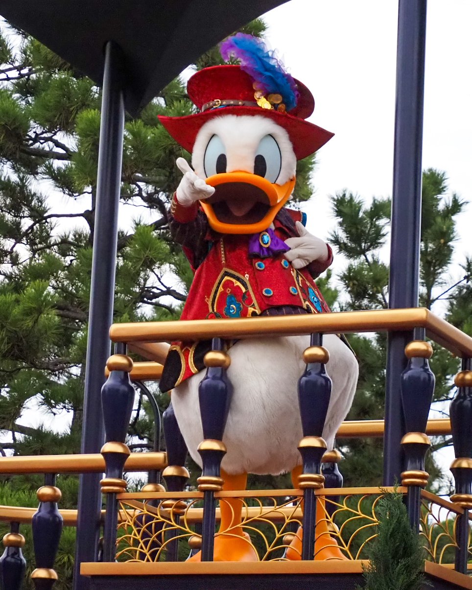 ハロウィン ディズニー ドナルド めそ on X: 