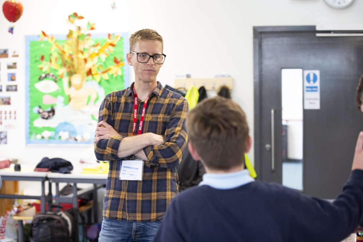 Cap-a-Pie tweet media