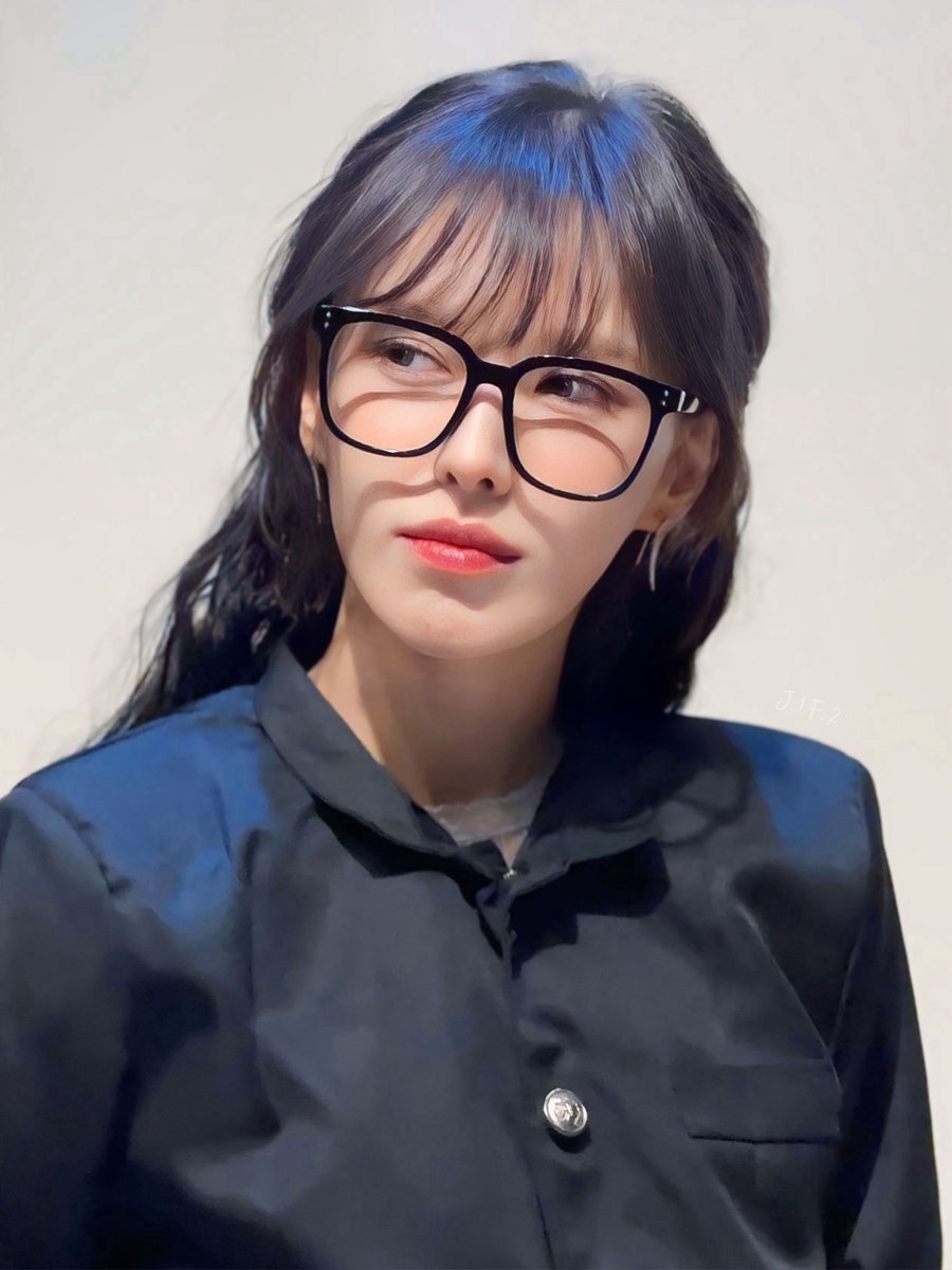 1Jan2Feb's tweet photo. 250928 사운드웨이브 팬싸인회 Soundwave Fansign

#WENDY #RedVelvet
#웬디 #레드벨벳
#CeruleanVerge #Sunkiss https://t.co/NULSc7EtpF