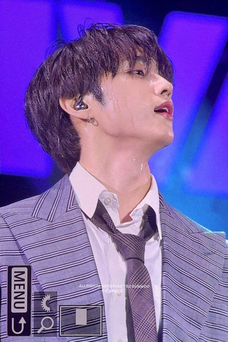 250928
옆태 미남

#더보이즈 #THEBOYZ
#선우 #SUNWOO