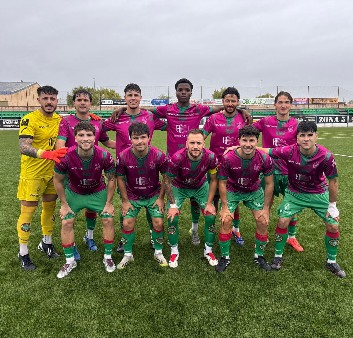 📸 𝗫𝗜 𝗶𝗻𝗶𝗰𝗶𝗮𝗹 del #MoraloBCiudad 💜💚

#ApuntaAlCielo