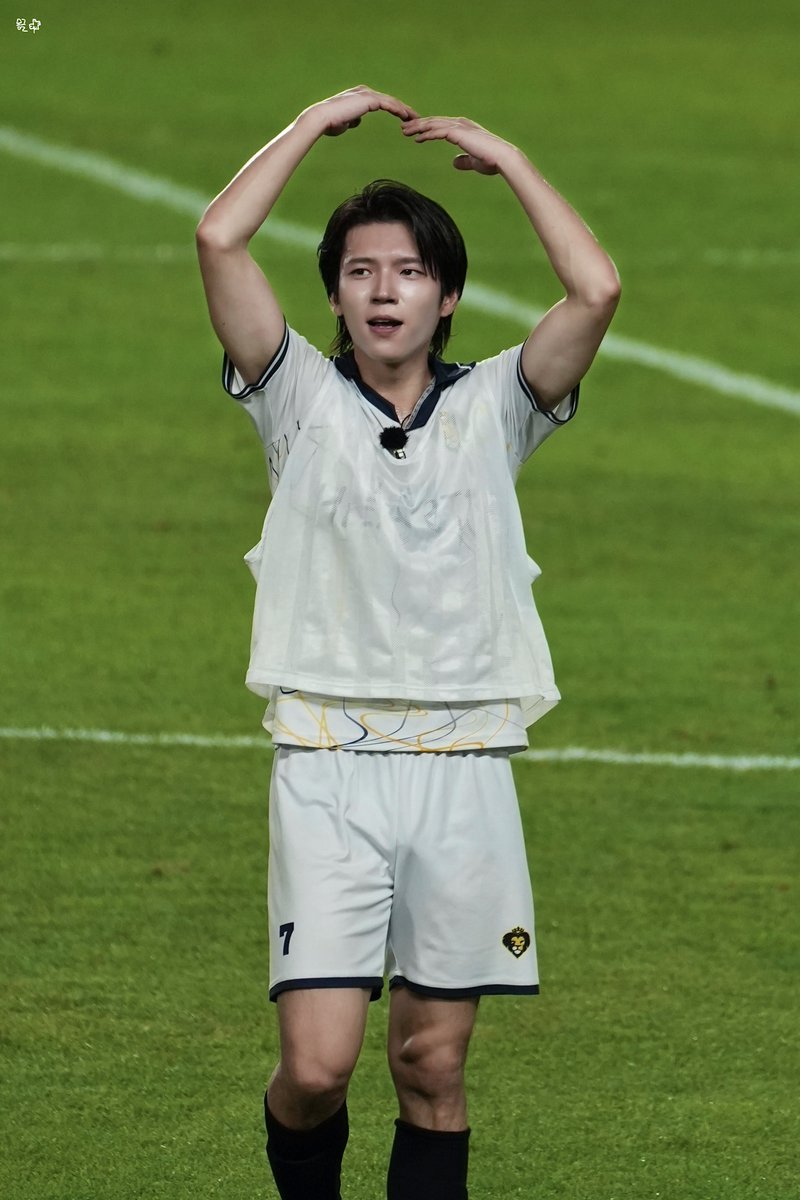 직관 또 하자 우리……..😍

250823 #우현 #남우현  HQ
[ 뭉쳐야 찬다 직관 @안산와스타디움]
#인피니트 #NAMWOOHYUN #INFINITE