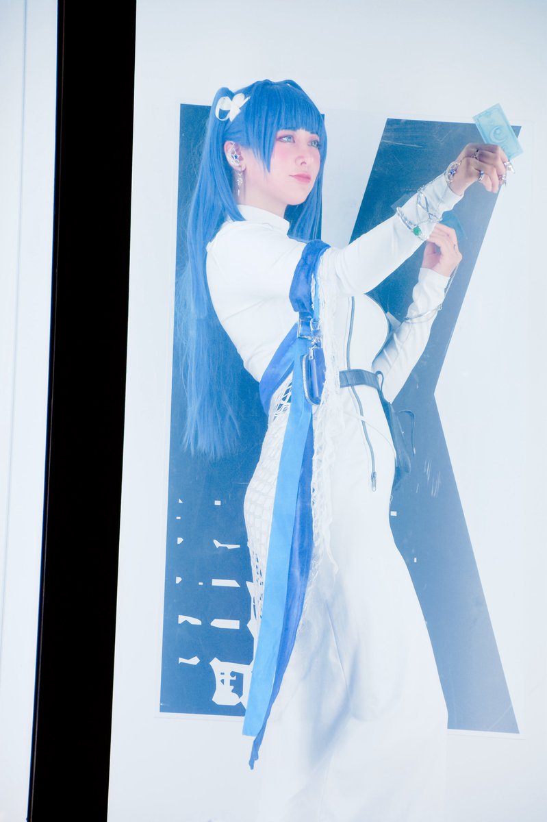 ★チャコット凛舞　新品同様❗コバルトブルーラテンドレス ✨半額以下～Mサイズ 新作 社交ダンス衣装 ラテンダンス衣装 ダンスドレス ラテン