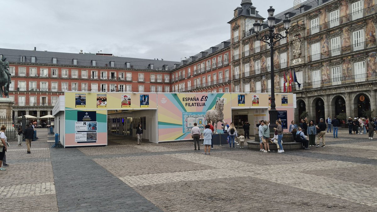 Mañana de sellos y amigos.