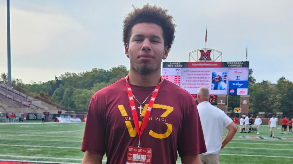 OHIO STOCK RISERS | Several rising offensive prospects heating Up the recruiting trail

📈6Star Football looks at some of the top rising names to know among Ohio's top offensive prospects.🔥

STORY: ▶️sixstarfootball.com/article/ohio-s…

<a href="/BraydenBrisker/">Brayden Brisker</a> <a href="/DavidFields03/">David Fields Jr.</a> <a href="/jance_jr/">Jance Henry Jr</a> <a href="/Dame24_k/">Damion King</a>