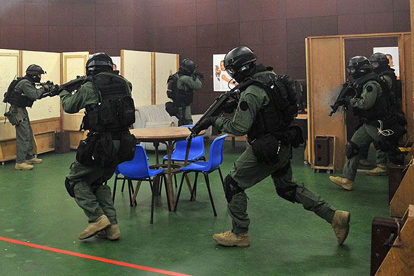 ColdJasonMF's tweet image. 🇭🇰HongKong Police Special Duties Unit (SDU) Flying Tigers

#HongKong #police #swat #specialforces #tactical #military #gears