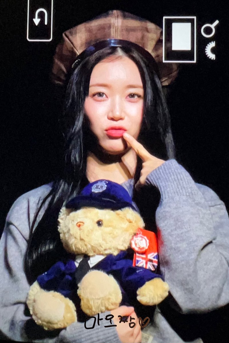 250928 hellolive 프리뷰

🍂🧸

#STAYC #SUMIN #스테이씨 #수민 #スミン